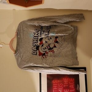 Mickey & minnie thin christmas sweatshirt